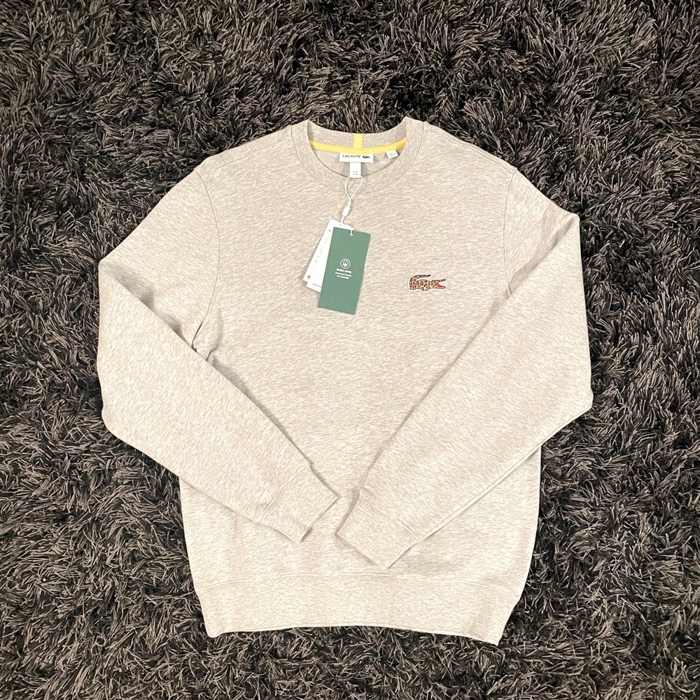 Lacoste LS Nat Geo Collab sweatshirt. Limited edition! Lacoste Size 4/Medium!